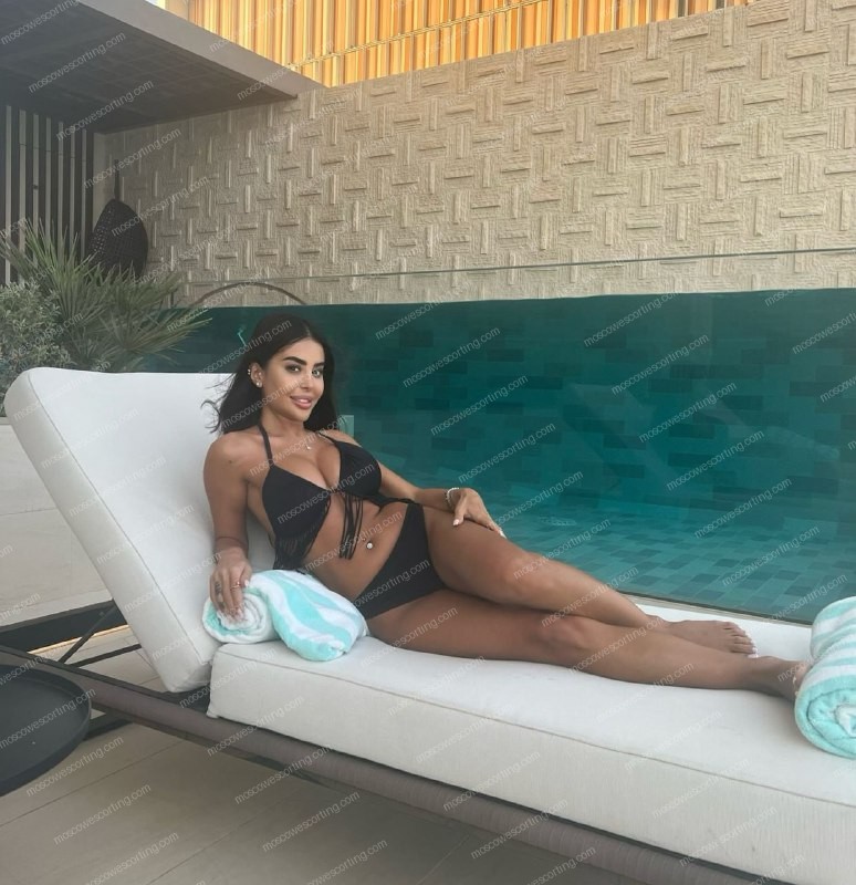 Эскорт модель Асал из Москвы