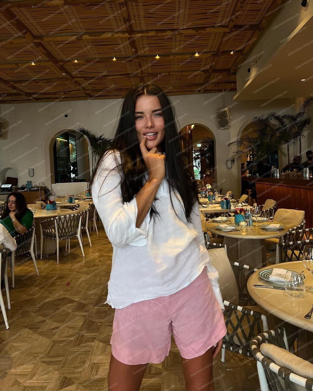 Эскорт модель Элиза из Москвы