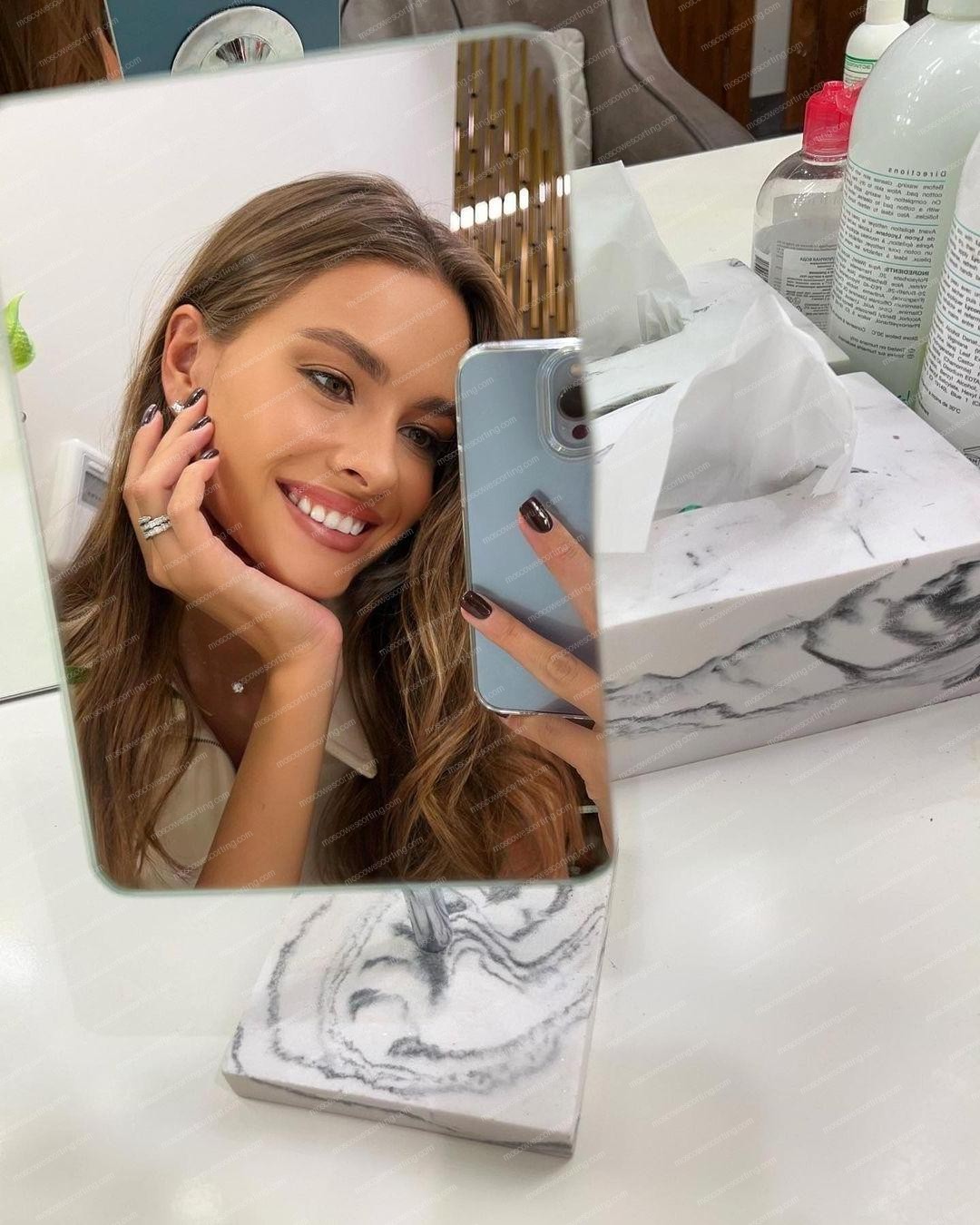 Эскорт модель Флора из Москвы