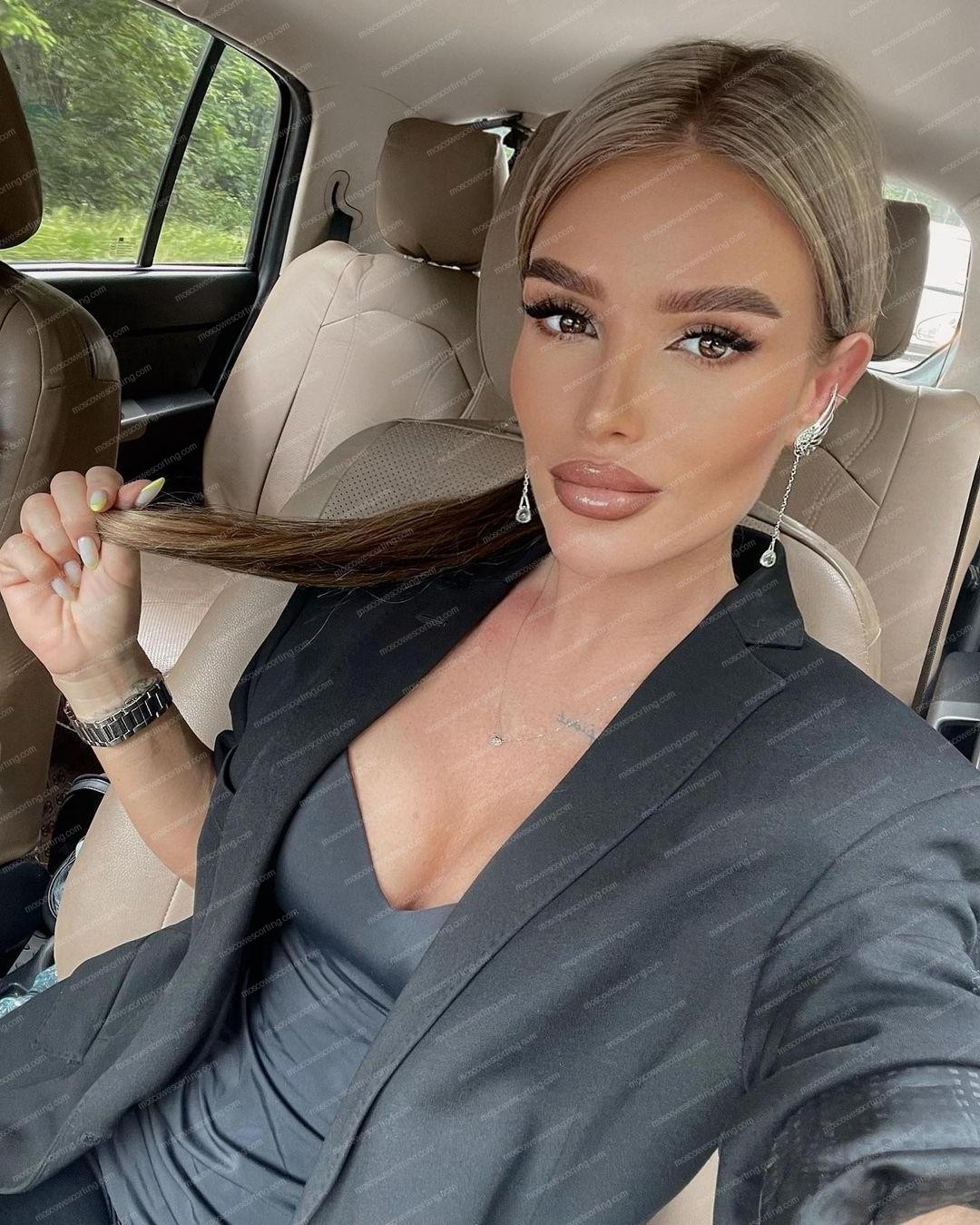 Эскорт модель Хайди из Москвы