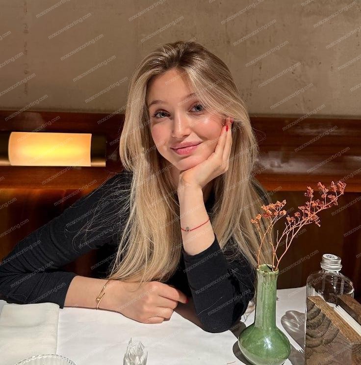 Эскорт модель Кейт из Москвы