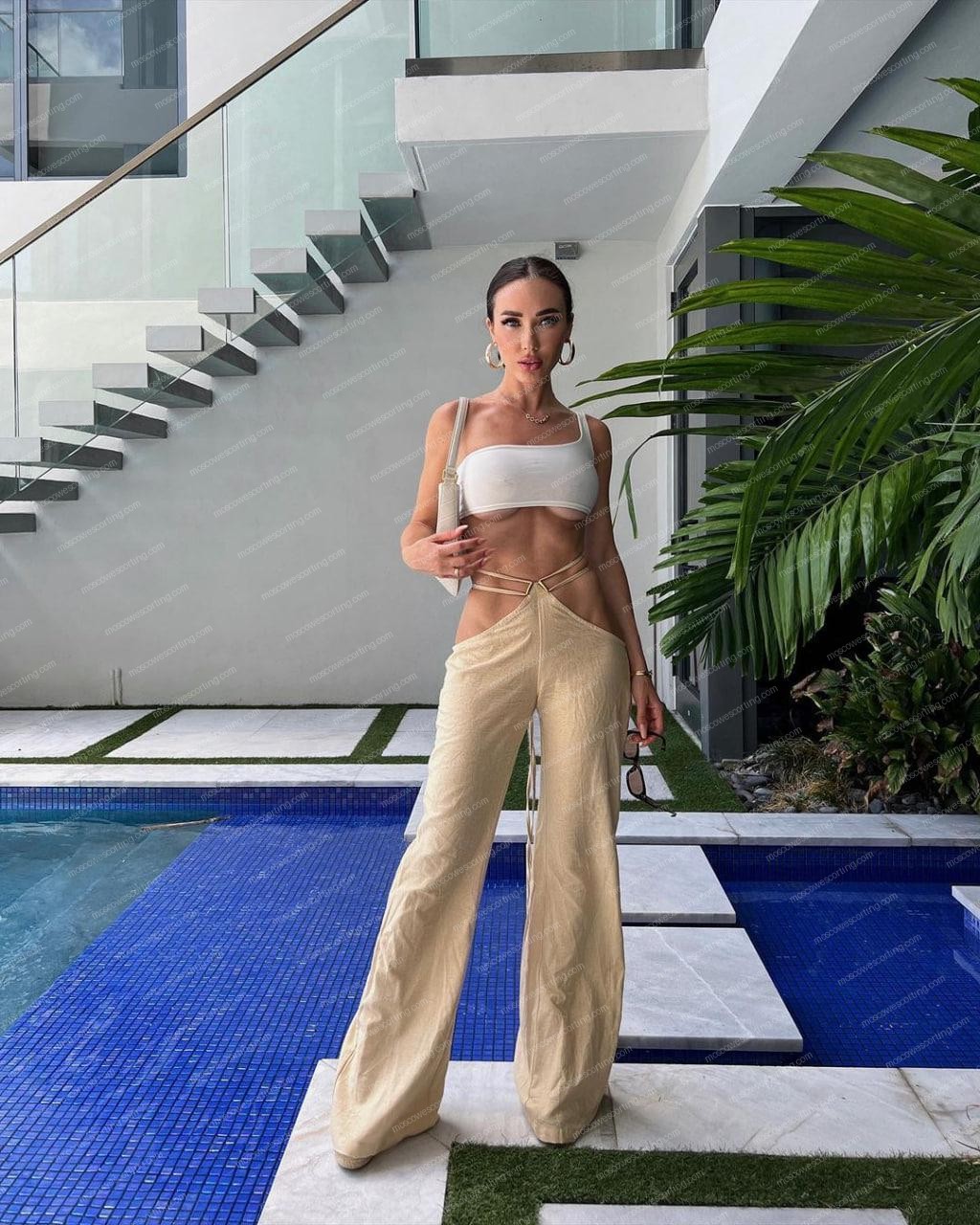 Эскорт модель Кира из Москвы