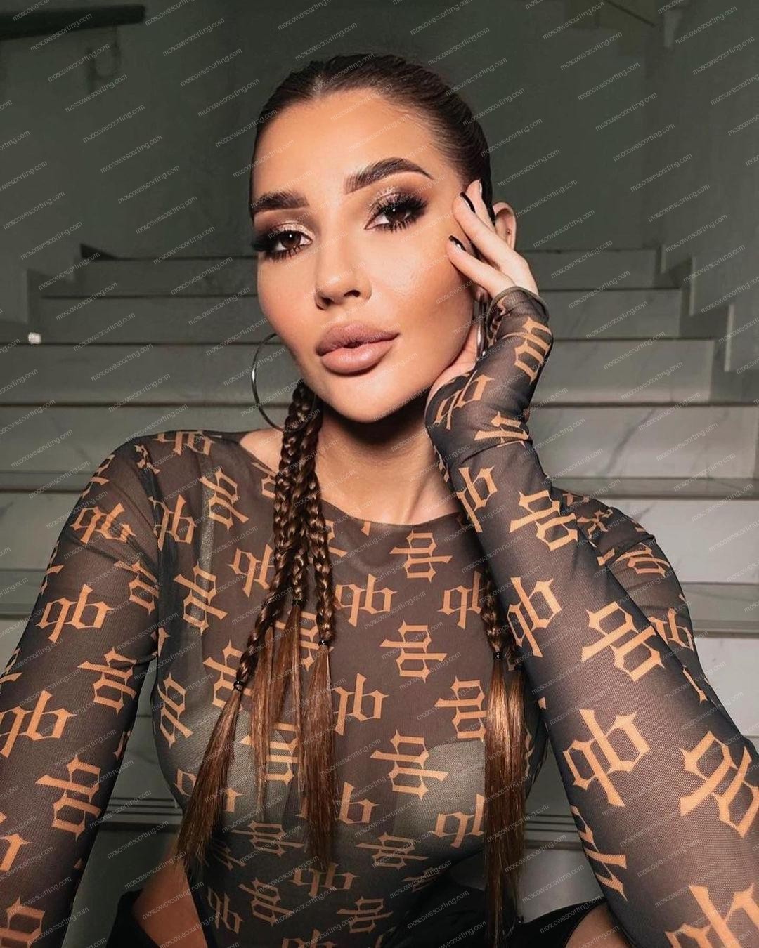 Эскорт модель Кортни из Москвы