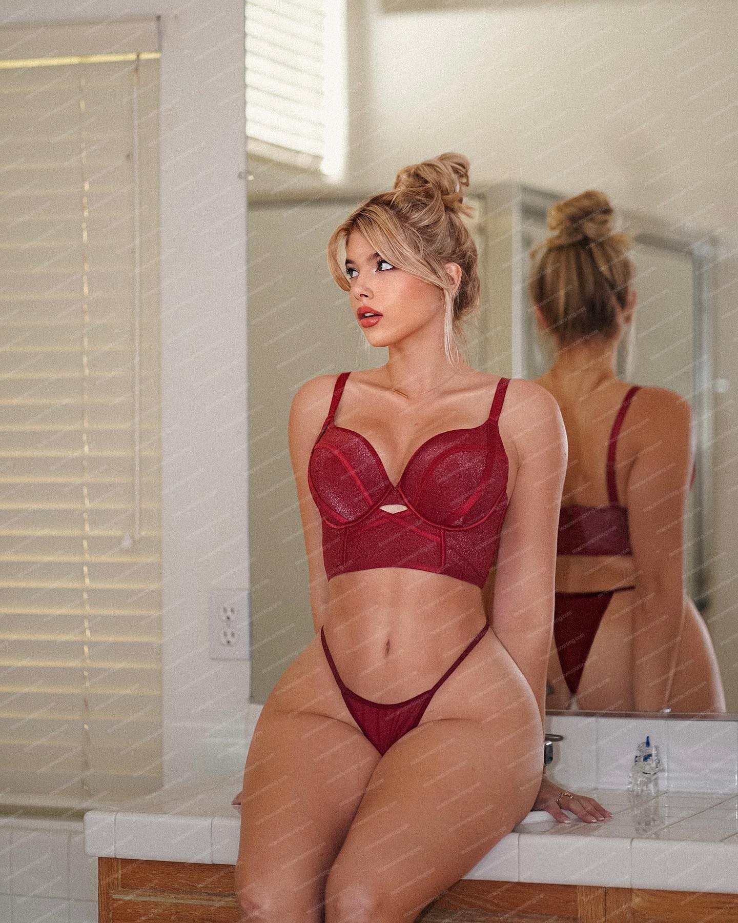 Эскорт модель Лайла из Москвы