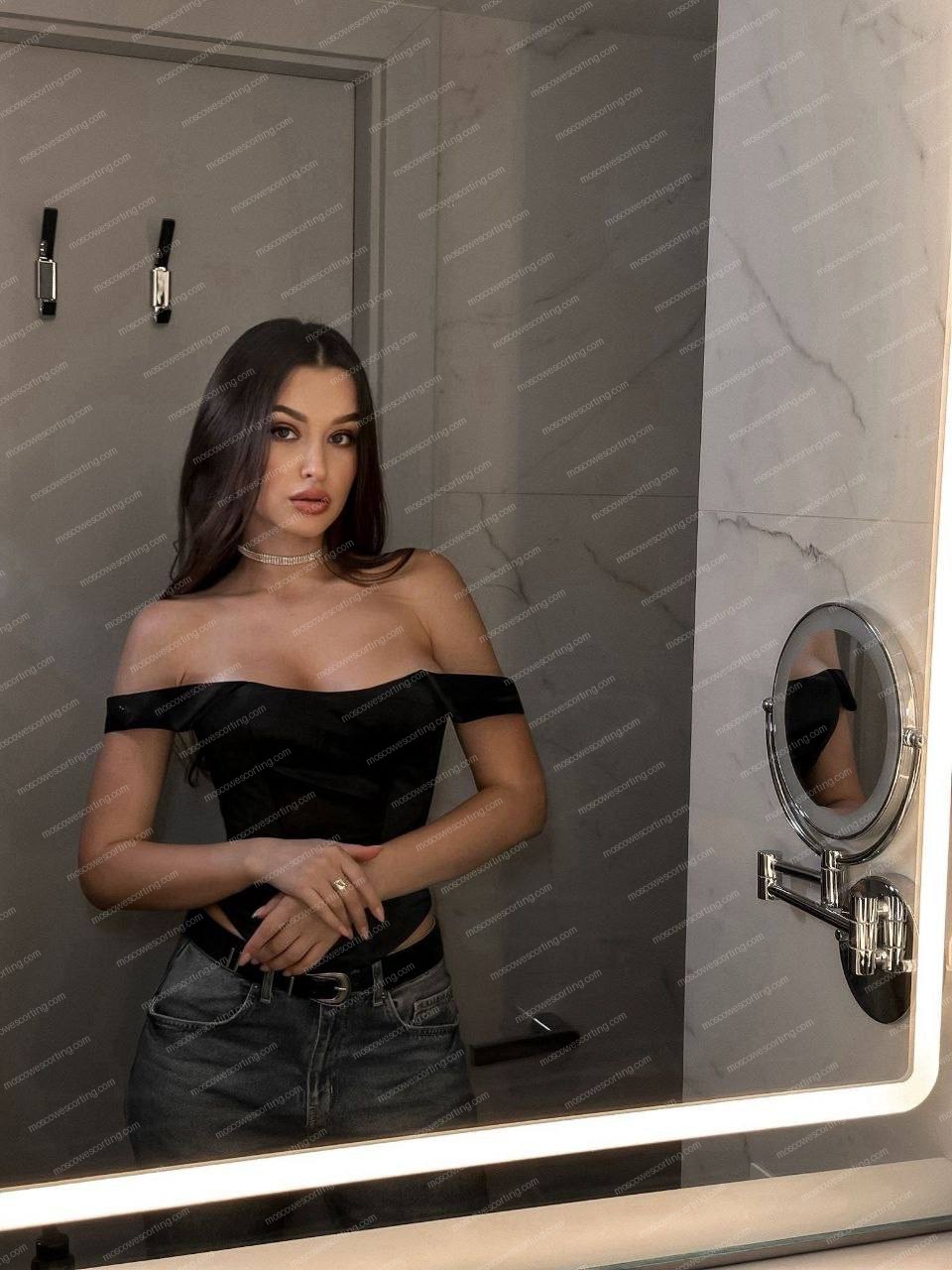 Эскорт модель Люси из Москвы