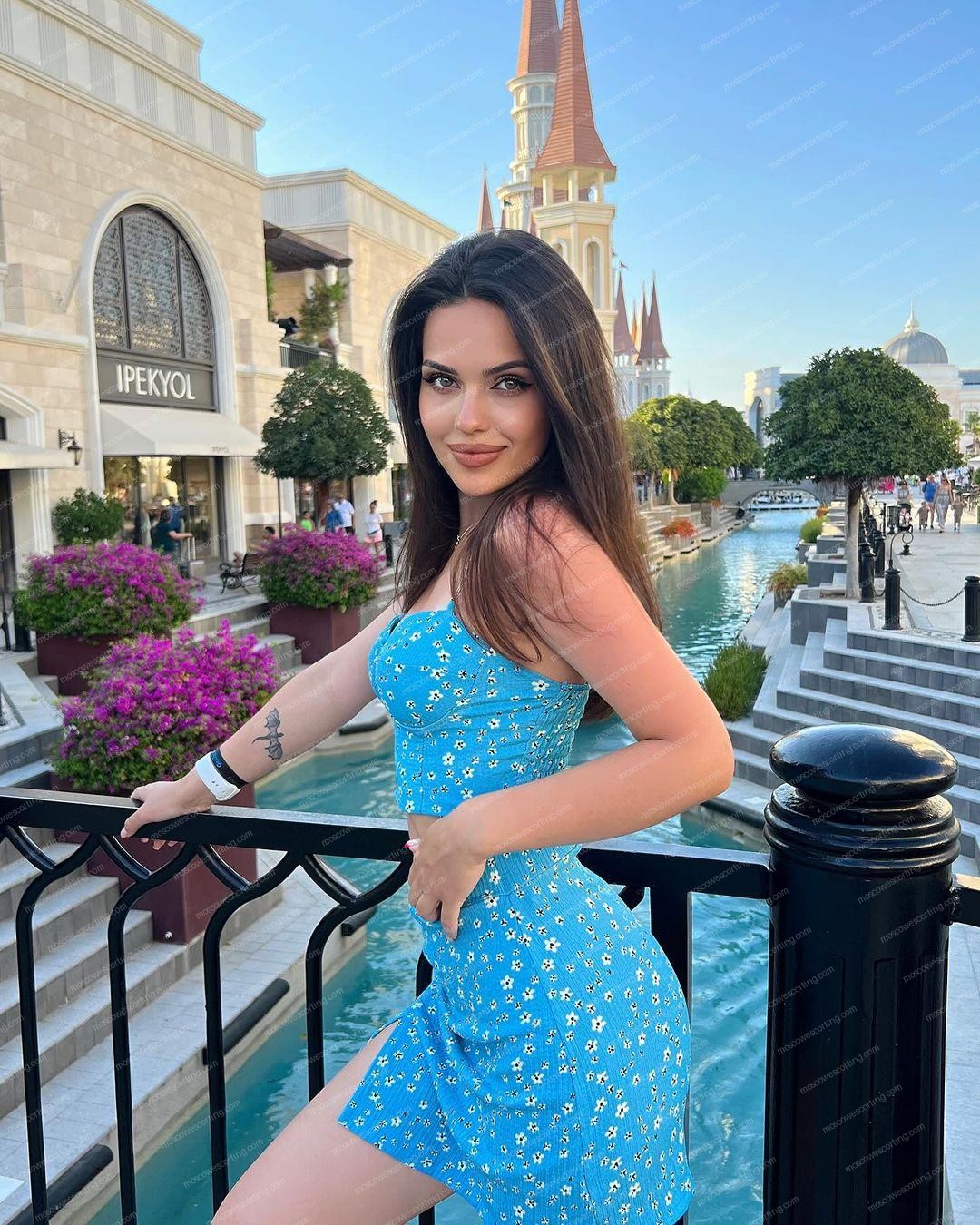 Эскорт модель Николь из Москвы