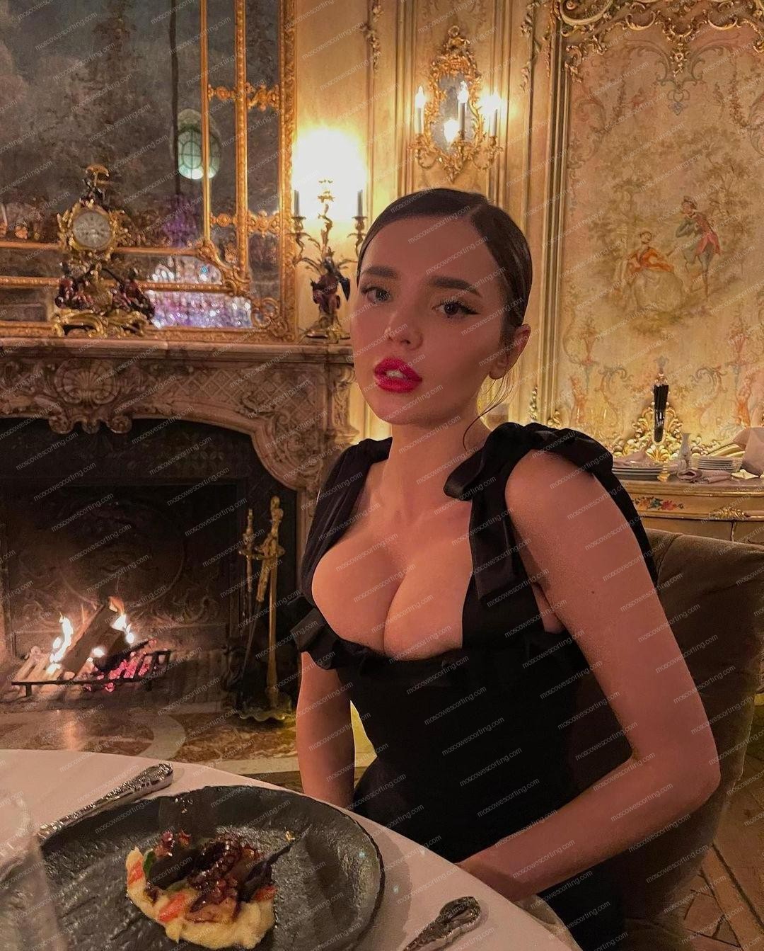 Эскорт модель Зельда из Москвы